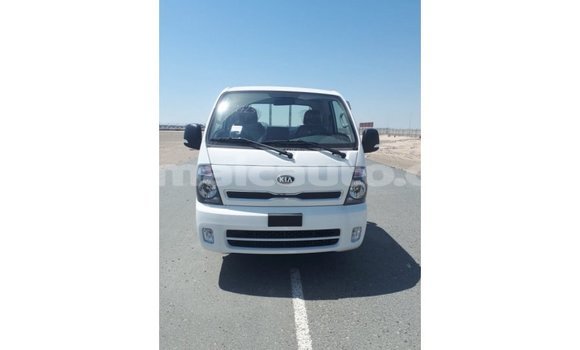 Buy Import Kia Rio White Car in Import - Dubai in Clarendon Buy Import Kia Rio White Car in Import - Dubai in Clarendon