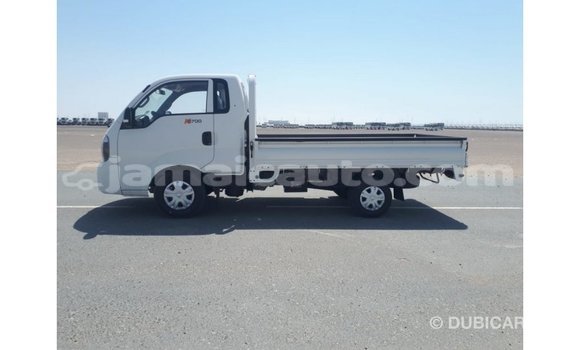 Buy Import Kia Rio White Car in Import - Dubai in Clarendon Buy Import Kia Rio White Car in Import - Dubai in Clarendon