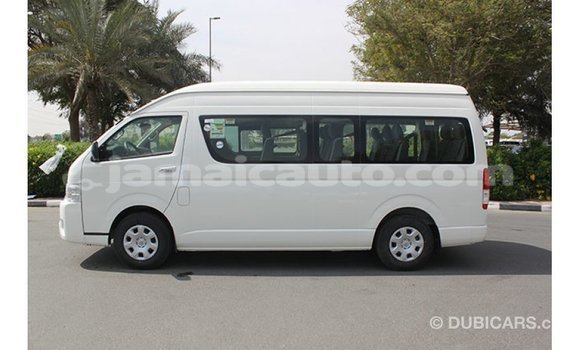 Acheter Import Voiture Toyota Hiace Blanc à Import - Dubai, Clarendon Acheter Import Voiture Toyota Hiace Blanc à Import - Dubai, Clarendon