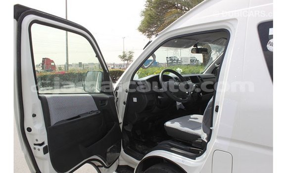 Acheter Import Voiture Toyota Hiace Blanc à Import - Dubai, Clarendon Acheter Import Voiture Toyota Hiace Blanc à Import - Dubai, Clarendon