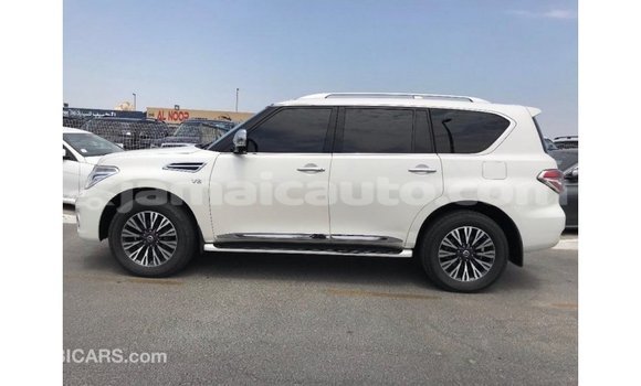 Buy Import Nissan Patrol White Car in Import - Dubai in Clarendon Buy Import Nissan Patrol White Car in Import - Dubai in Clarendon