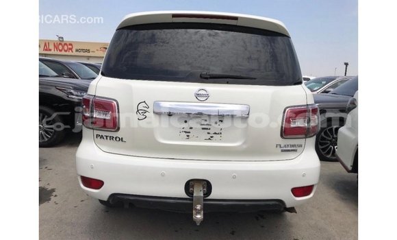 Buy Import Nissan Patrol White Car in Import - Dubai in Clarendon Buy Import Nissan Patrol White Car in Import - Dubai in Clarendon