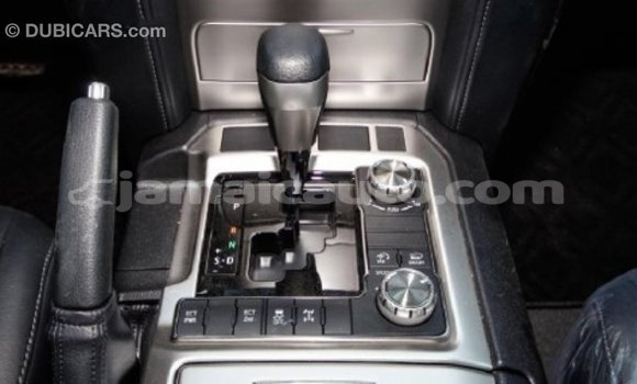 Buy Import Toyota Land Cruiser White Car in Import - Dubai in Clarendon Buy Import Toyota Land Cruiser White Car in Import - Dubai in Clarendon
