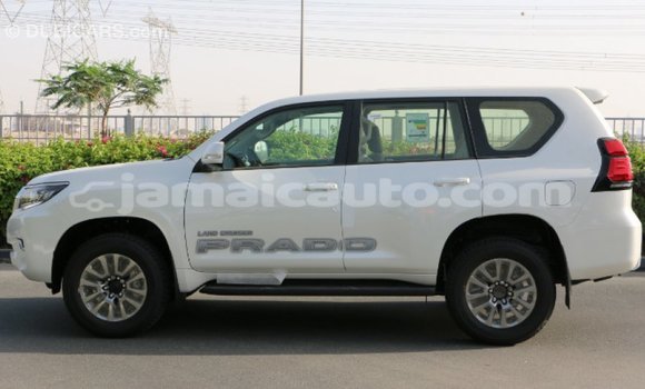 Acheter Import Voiture Toyota Prado Blanc à Import - Dubai, Clarendon Acheter Import Voiture Toyota Prado Blanc à Import - Dubai, Clarendon