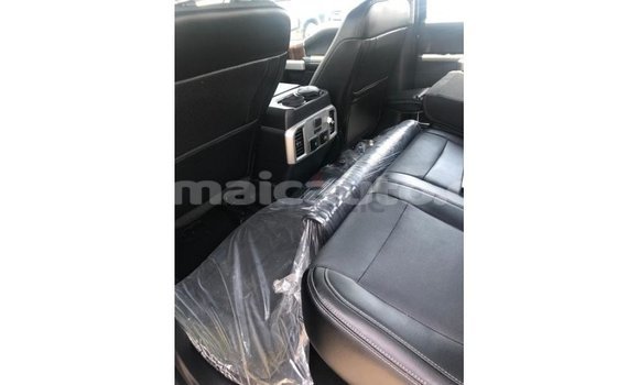 Buy Import Ford Club Wagon Black Car in Import - Dubai in Clarendon Buy Import Ford Club Wagon Black Car in Import - Dubai in Clarendon