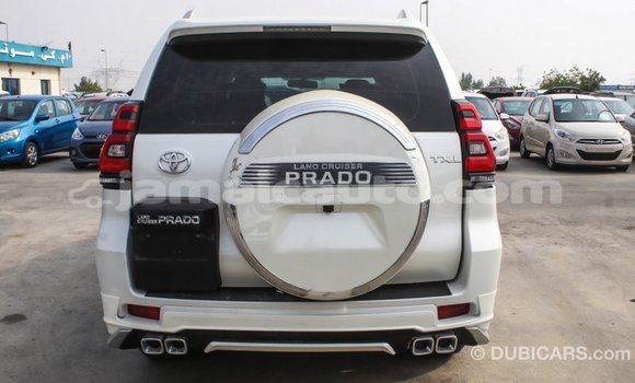 Acheter Import Voiture Toyota Prado Blanc à Import - Dubai, Clarendon Acheter Import Voiture Toyota Prado Blanc à Import - Dubai, Clarendon