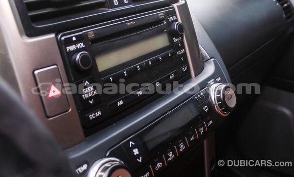 Acheter Import Voiture Toyota Prado Blanc à Import - Dubai, Clarendon Acheter Import Voiture Toyota Prado Blanc à Import - Dubai, Clarendon