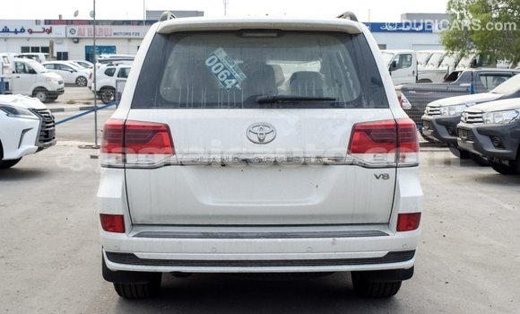 Buy Import Toyota Land Cruiser White Car in Import - Dubai in Clarendon Buy Import Toyota Land Cruiser White Car in Import - Dubai in Clarendon