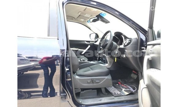 Buy Import Mercedes-Benz 250 Blue Car in Import - Dubai in Clarendon Buy Import Mercedes-Benz 250 Blue Car in Import - Dubai in Clarendon