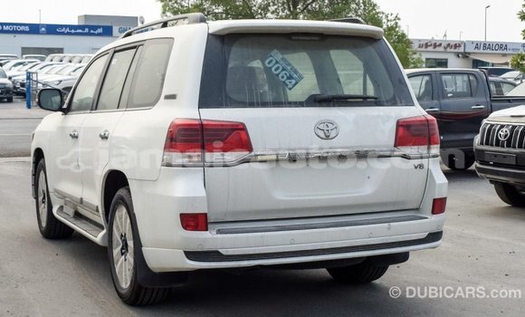 Buy Import Toyota Land Cruiser White Car in Import - Dubai in Clarendon Buy Import Toyota Land Cruiser White Car in Import - Dubai in Clarendon