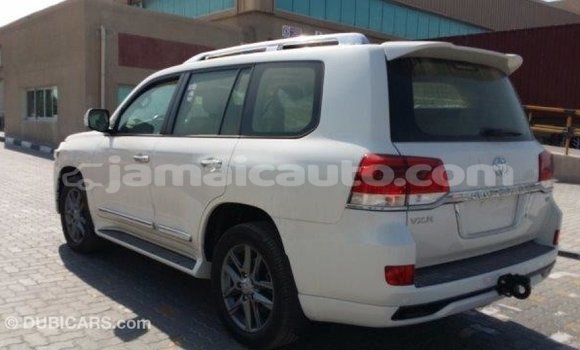 Buy Import Toyota Land Cruiser White Car in Import - Dubai in Clarendon Buy Import Toyota Land Cruiser White Car in Import - Dubai in Clarendon