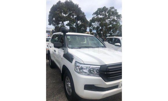 Buy Import Toyota Land Cruiser Black Car in Import - Dubai in Clarendon Buy Import Toyota Land Cruiser Black Car in Import - Dubai in Clarendon