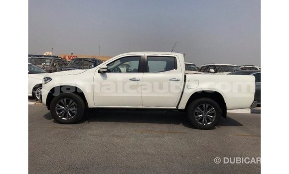 Buy Import Mercedes-Benz 250 White Car in Import - Dubai in Clarendon Buy Import Mercedes-Benz 250 White Car in Import - Dubai in Clarendon