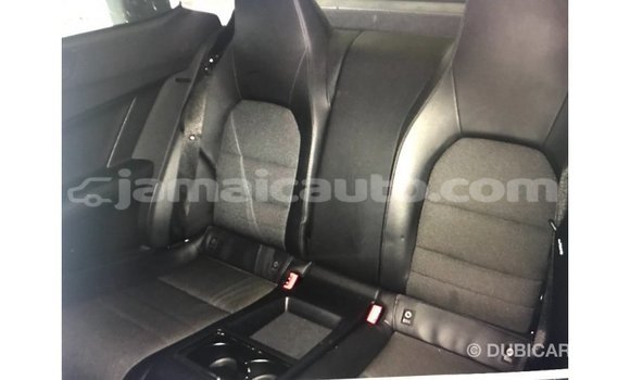 Buy Import Mercedes-Benz 190 (W201) White Car in Import - Dubai in Clarendon Buy Import Mercedes-Benz 190 (W201) White Car in Import - Dubai in Clarendon