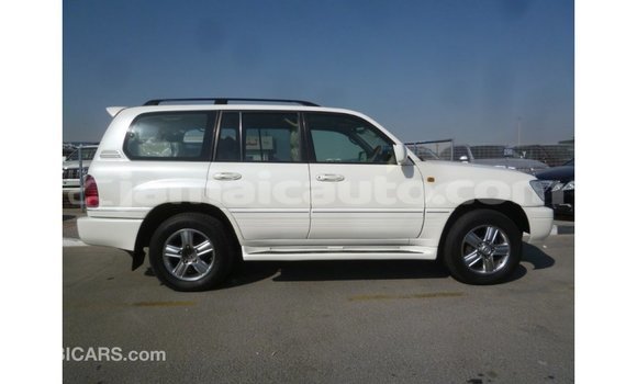 Buy Import Toyota Land Cruiser White Car in Import - Dubai in Clarendon Buy Import Toyota Land Cruiser White Car in Import - Dubai in Clarendon