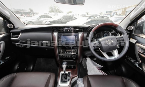 Buy Import Toyota Fortuner Other Car in Import - Dubai in Clarendon Buy Import Toyota Fortuner Other Car in Import - Dubai in Clarendon