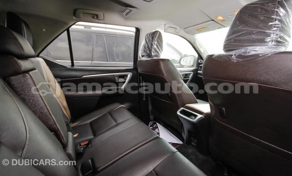 Buy Import Toyota Fortuner Other Car in Import - Dubai in Clarendon Buy Import Toyota Fortuner Other Car in Import - Dubai in Clarendon