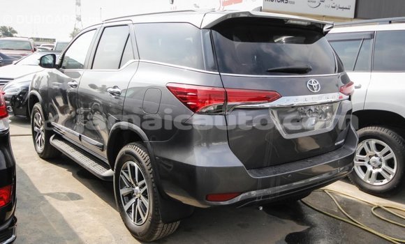 Buy Import Toyota Fortuner Other Car in Import - Dubai in Clarendon Buy Import Toyota Fortuner Other Car in Import - Dubai in Clarendon