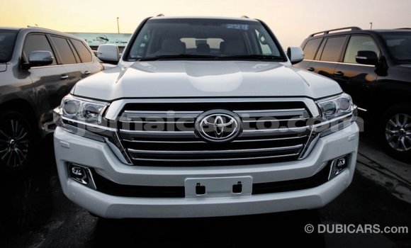 Buy Import Toyota Land Cruiser White Car in Import - Dubai in Clarendon Buy Import Toyota Land Cruiser White Car in Import - Dubai in Clarendon