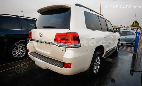 Buy Import Toyota Land Cruiser White Car in Import - Dubai in Clarendon Buy Import Toyota Land Cruiser White Car in Import - Dubai in Clarendon