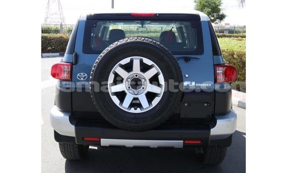 Buy Import Toyota FJ Cruiser Blue Car in Import - Dubai in Clarendon Buy Import Toyota FJ Cruiser Blue Car in Import - Dubai in Clarendon