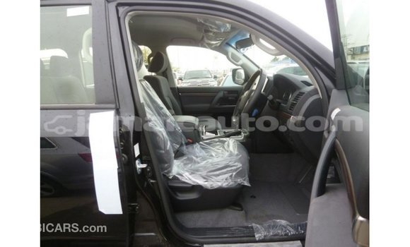 Buy Import Toyota Land Cruiser Black Car in Import - Dubai in Clarendon Buy Import Toyota Land Cruiser Black Car in Import - Dubai in Clarendon